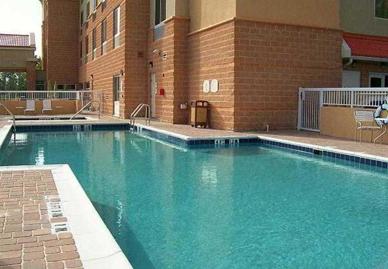 Fairfield Inn & Suites Palm Coast I-95 Bagian luar foto